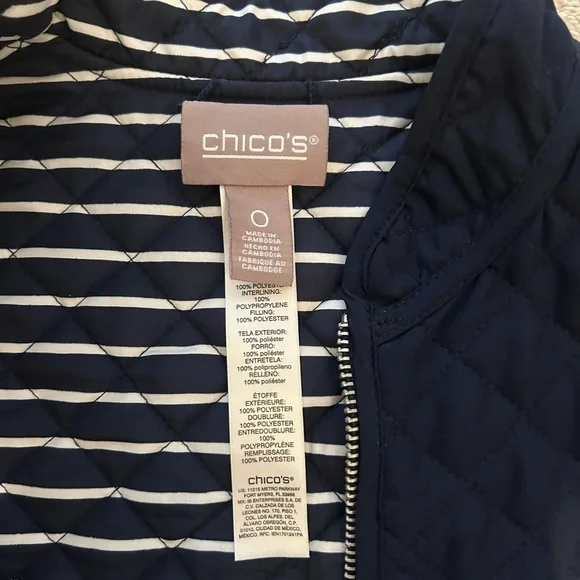 Navy blue Chicos quilted vest NWOT Size 0 - Picture 5 of 5